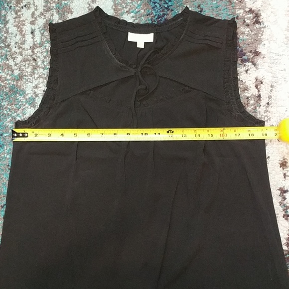 Modcloth Ruffled Cutout Sleeveless Top - Picture 6 of 8